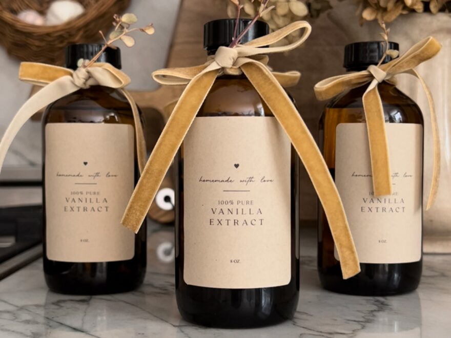 Homemade Vanilla Extract 2 Ingredient Recipe Free Printable Labels BREPURPOSED